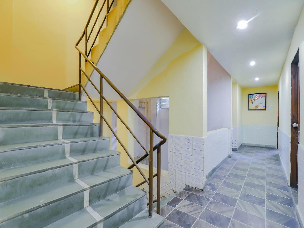 Oyo 80678 Shreenath Residency Нью-Делі Екстер'єр фото