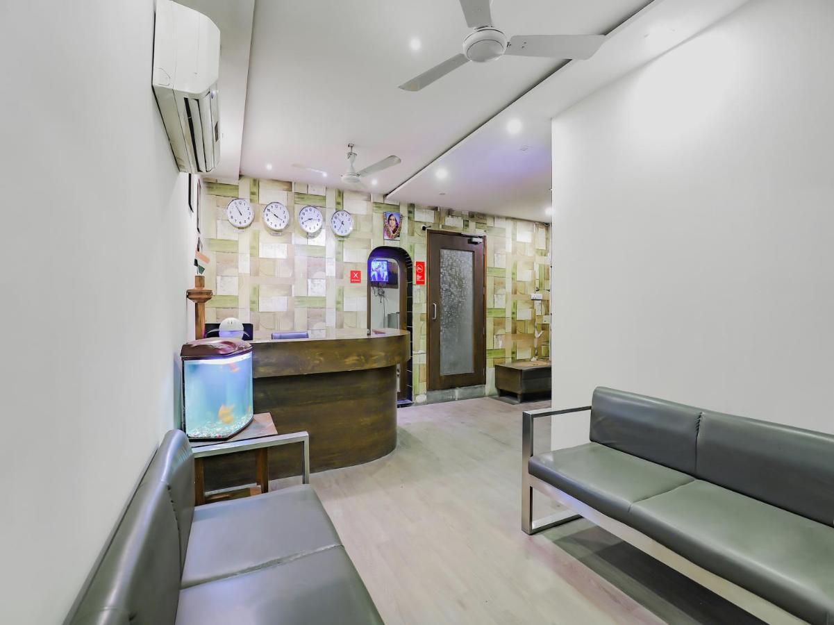 Oyo 80678 Shreenath Residency Нью-Делі Екстер'єр фото
